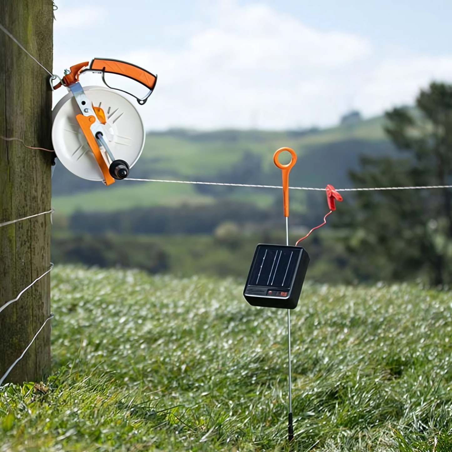 S12 Lithium Solar Fence Energizer