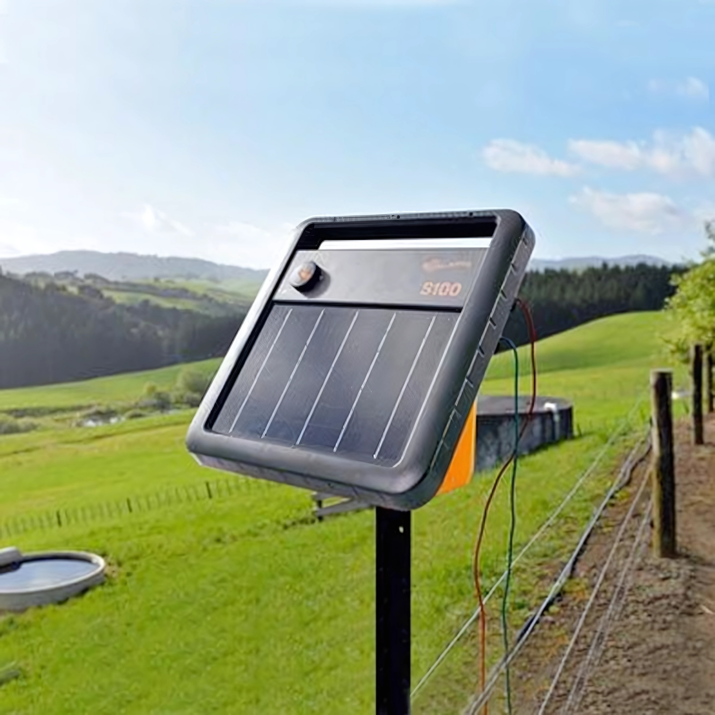 S100 Solar Fence Energizer