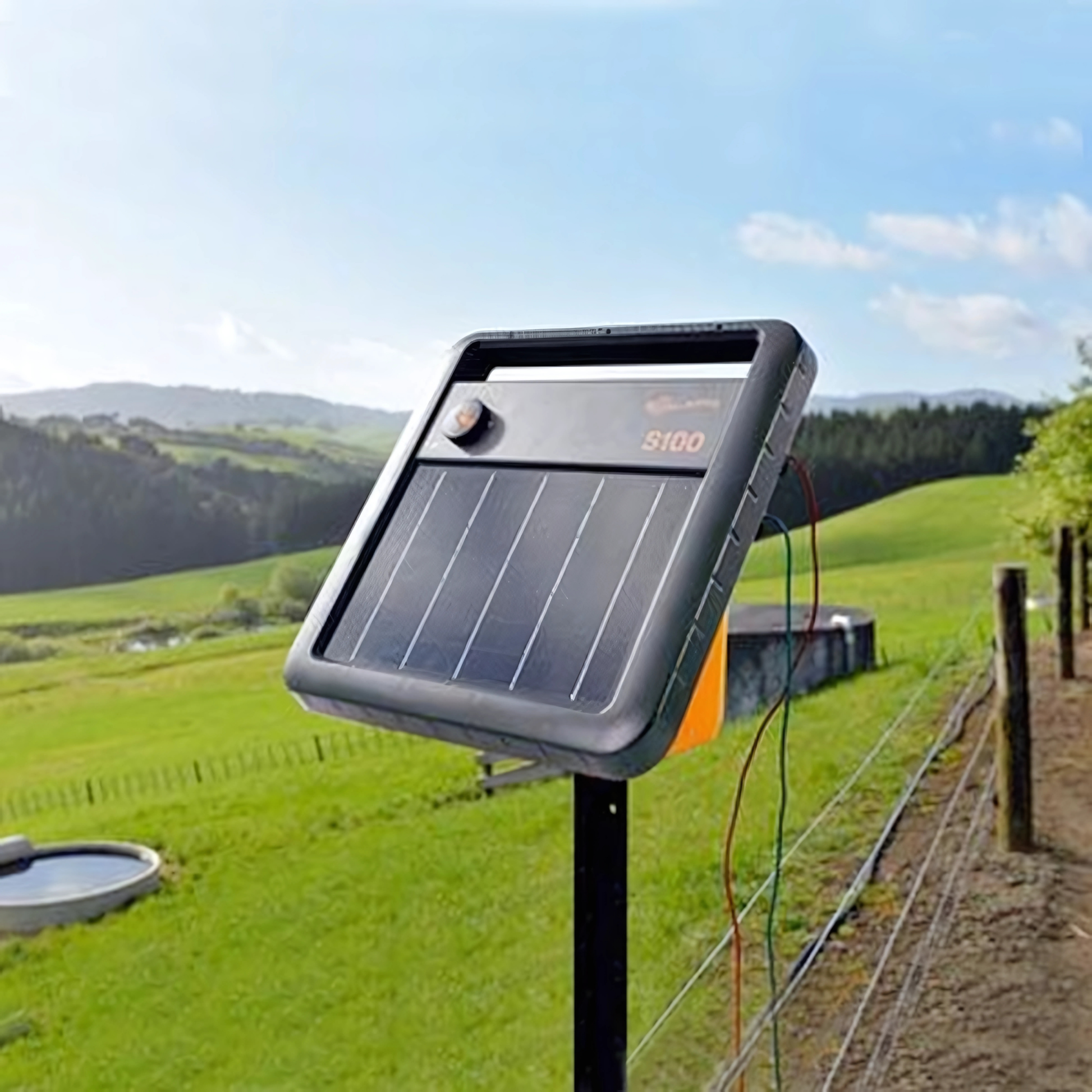 S100 Solar Fence Energizer